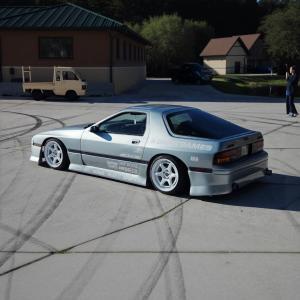 Mazda RX7 1986-1991 < b > Style 1 Piece Polyurethane Rear Bumper