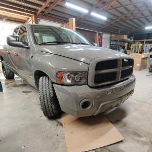 Dodge Ram 1500 2002-2005 Premier Style 1 Piece Polyurethane Front Bumper - Image 4