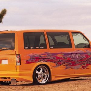 Chevrolet Astro 1995-2005 / GMC Safari Van 1995-2005 Python Style 2 Piece Polyurethane Side Skirts - Image 3