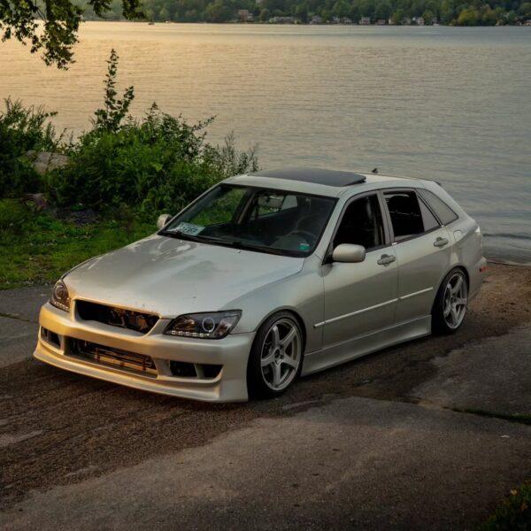 Lexus IS300 2000-2005 VTX Style 2 Piece Polyurethane Side Skirts